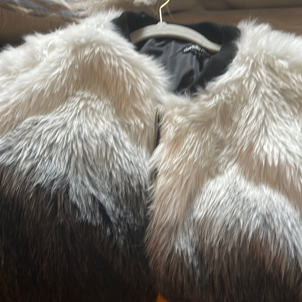 Faux fur waist cut jacket
